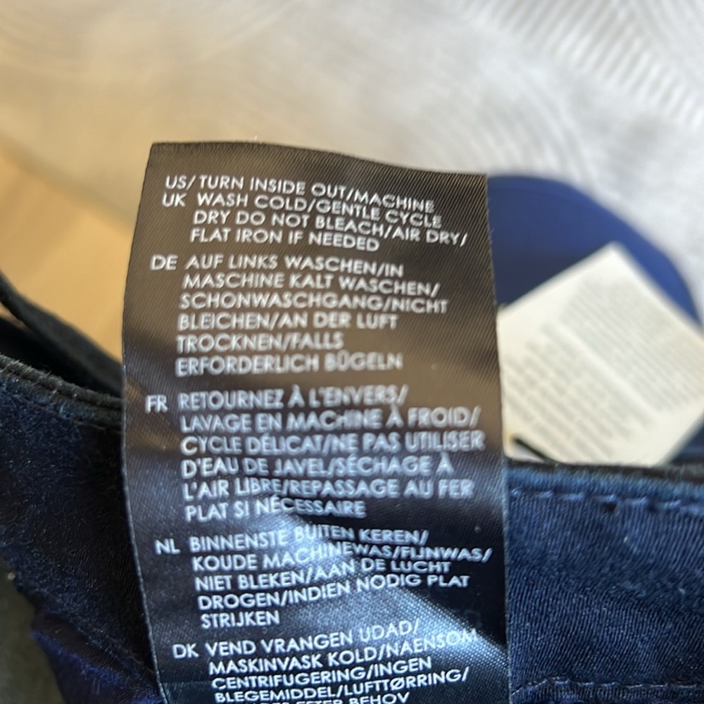 Liverpool Contour Skinny Jean - Picture 11 of 13